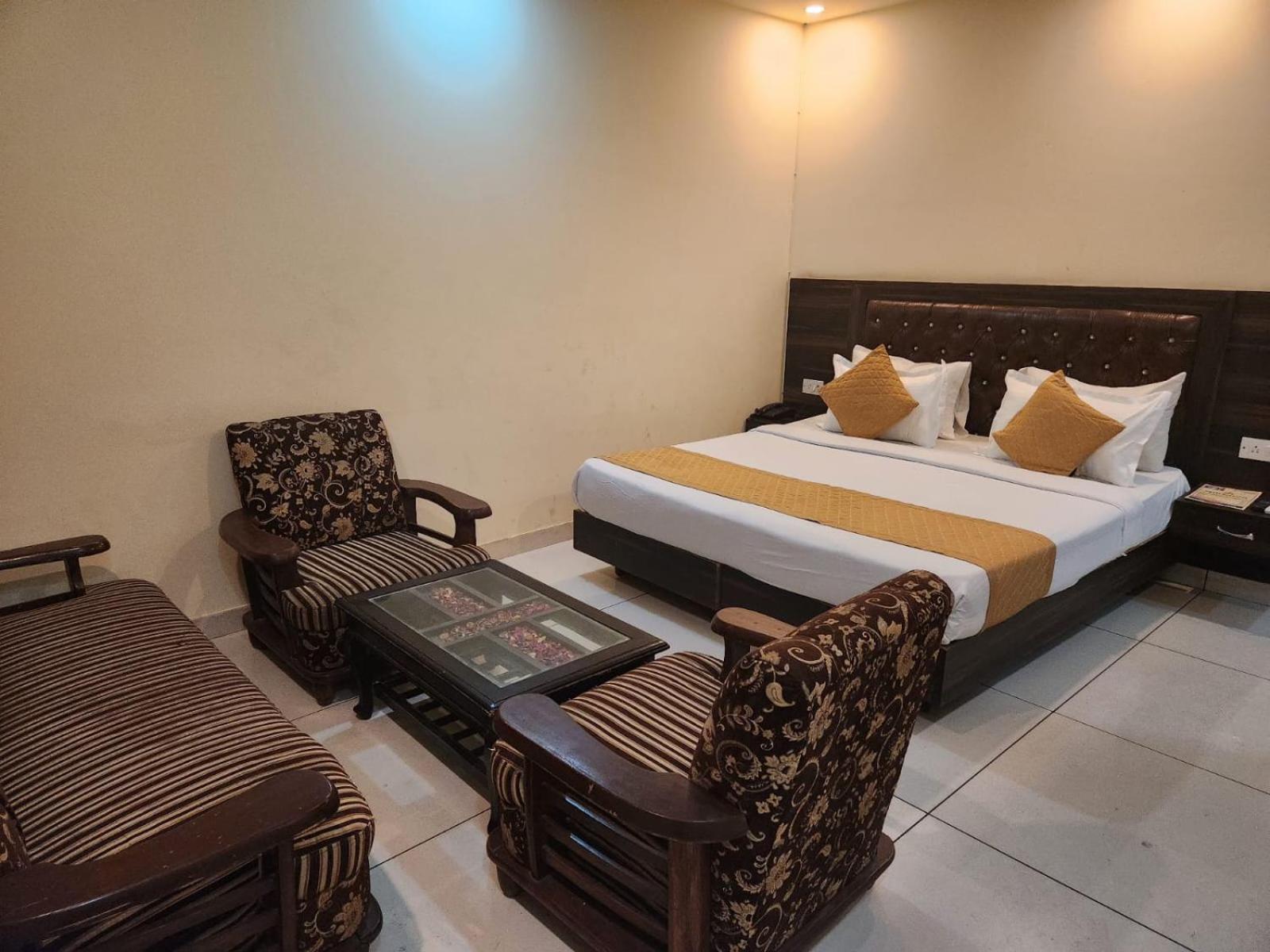 Hotel City Lite Plaza New Delhi Eksteriør billede
